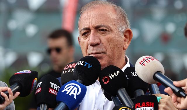 Gürsel Tekin düğmeye bastı: İlçe Başkanı’nı disipline gönderdi