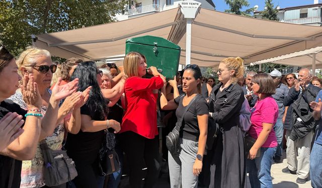 Annesinin cinayetini gören çocuk konuştu: Babam tuttu dedem de bıçakladı