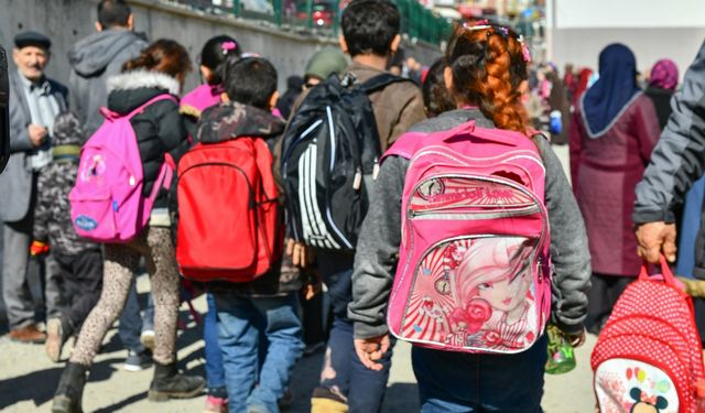 Öğrenci velisi davacıyken davalı oldu