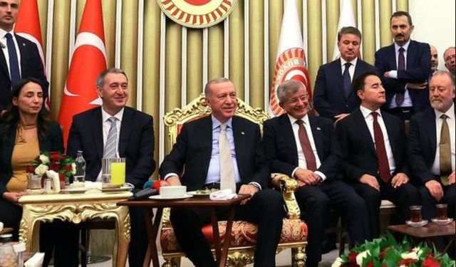 Muharrem İnce’den TBMM’deki yan yana görüntülere ilginç yorum