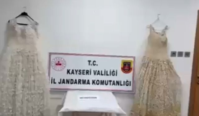 Gelinliğe işlenmiş 25 kilogram uyuşturucu ele geçirildi