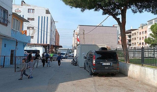 Gülben, sokakta karşılaştığı eski eşi tarafından bıçaklanarak öldürüldü