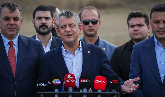 Özgür Özel’den, Erdoğan’la aynı karede yer alan siyasetçilere ilişkin ilk yorum