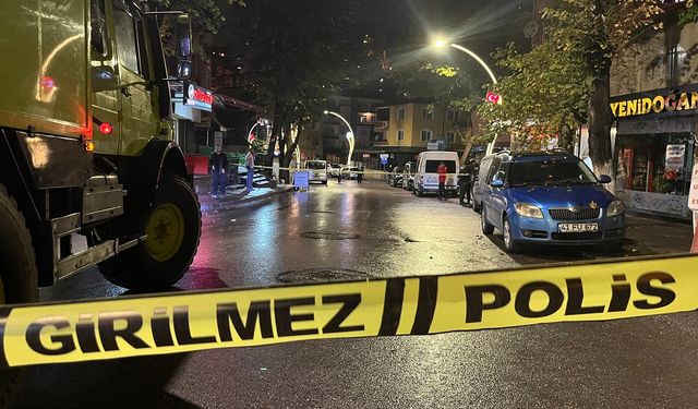 Jiletle çevresindekilere taşkınlık yaptı, tabanca ile öldürüldü
