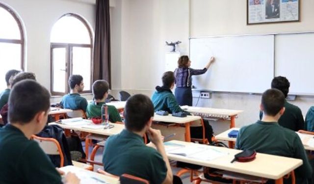 Milli Eğitim Bakanlığı, öğrenci davranışlarını yapay zeka ile takip edecek!