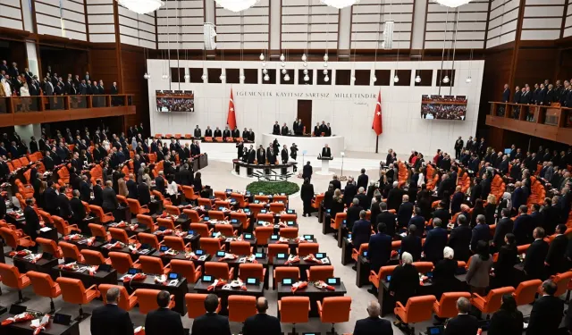 Meclis’te yeni yasama yılı CHP’siz başladı