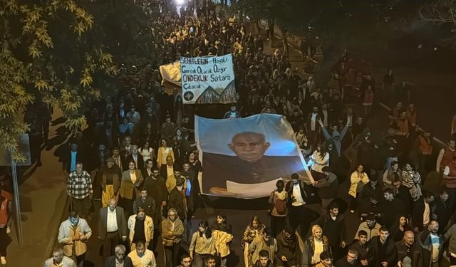 'Öcalan'a özgürlük' yürüyüşüne katılan DEM Partili 8 kişi gözaltına alındı