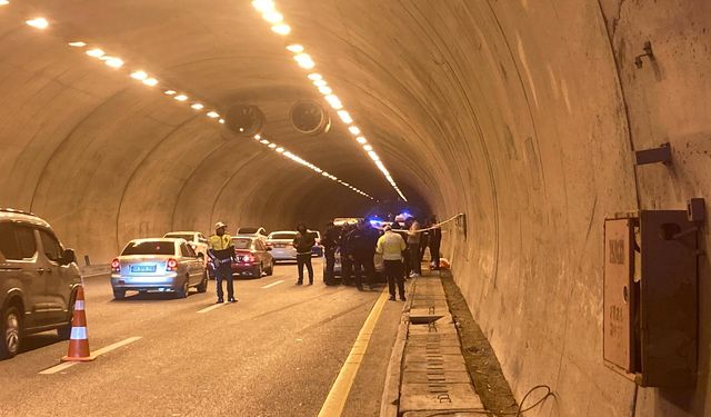 Ankara’da otomobilin içinde silahlı kavga: 1 ölü, 1 yaralı