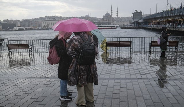 AKOM, İstanbul için soğuk hava ve sağanak uyarısı yaptı