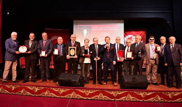 2. Uluslararası Kent Tiyatro Festivali’nde ‘Tebdil’ oyunu sahnelendi