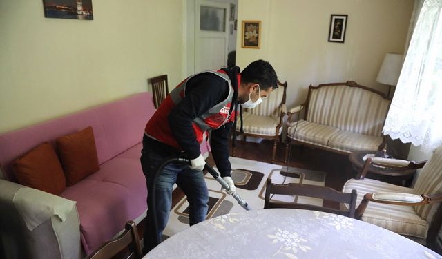 Çankaya Belediyesi’nden yaşlı ve engelli vatandaşlara evde temizlik hizmeti