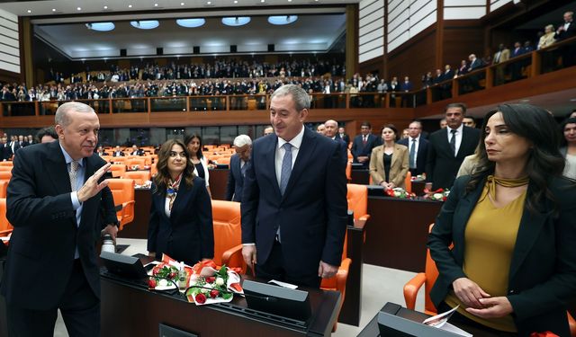 Erdoğan’ın tokalaşmadığı DEM Partili Hatimoğulları'ndan açıklama
