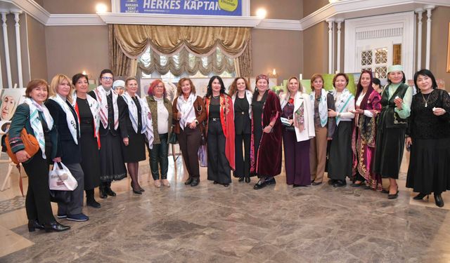 Türk Dünyası Anneleri Sergisi Ankara’da açıldı