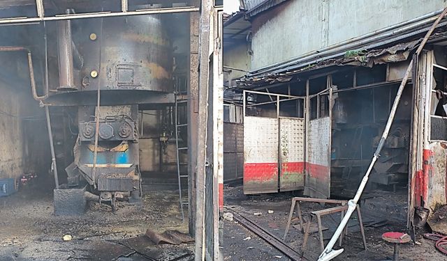 Yağ fabrikasında patlama: 1'i ağır, 7 yaralı