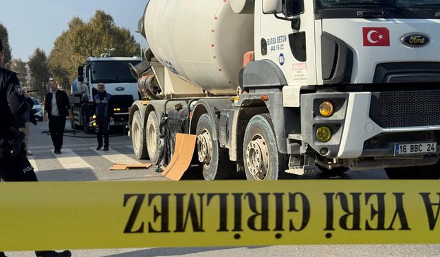 Beton karıştırıcısının içinde sıkışan işçi hayatını kaybetti