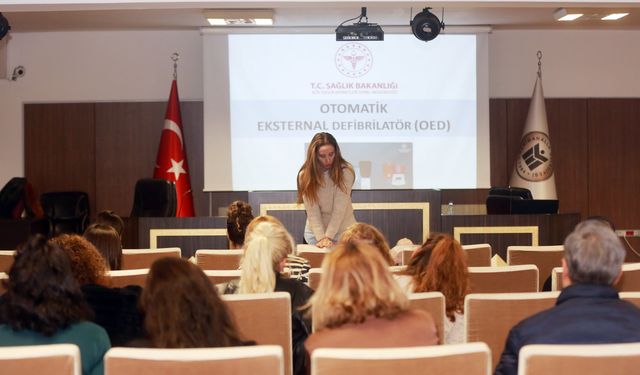 Yenimahalle Belediyesi personeline Temel İlk Yardım eğitimi