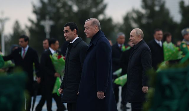 Cumhurbaşkanı Erdoğan’dan barış çağrısı: ‘Elimizi taşın altına koymalıyız’