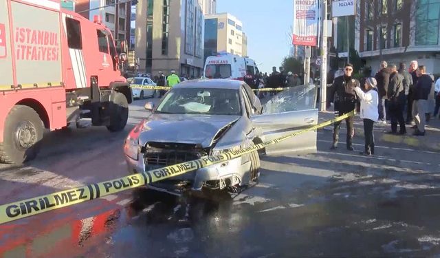 Şişli'de otomobil yayalara çarptı: 5 kişi yaralandı