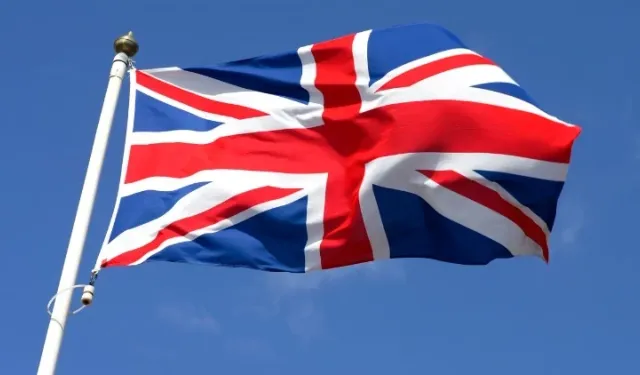 İngiltere duyurdu: Güney Kıbrıs'a iki füze fırlatıldı