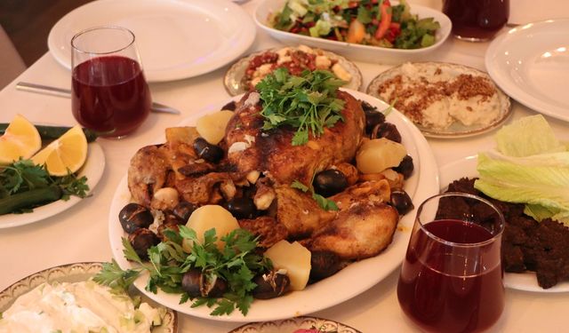 Adanalılar yılbaşında hindi dolma yerine bakın neyi tercih ediyor