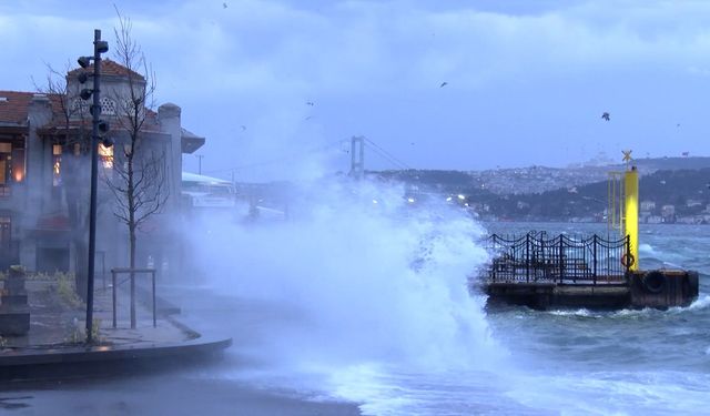 İstanbul Valiliği'nden fırtına uyarısı