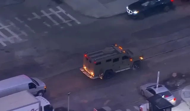 Maduro ve eşi mahkemeye götürülüyor