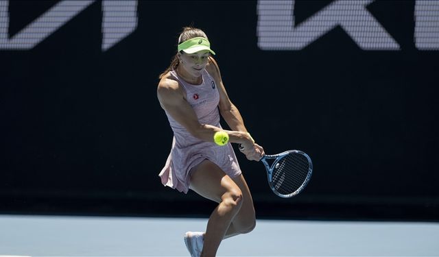 Milli tenisçi Zeynep Sönmez, Avustralya Açık'a 3. turda veda etti