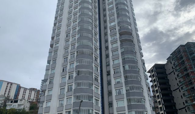 Akademisyen Gülçin, 10’uncu kattaki evinin balkonundan düşüp öldü