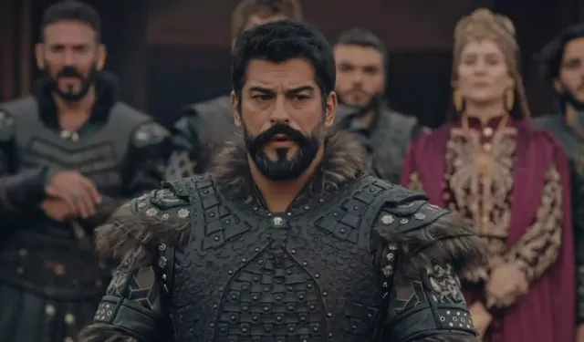 Burak Özçivit'in serveti 1 milyar TL'yi aştı! Lüks malikane satın aldığı iddia ediliyor