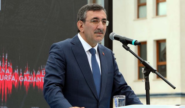 Cevdet Yılmaz: Deprem harcamalarına yaklaşık 90 milyar dolarlık bir kaynak ayırdık
