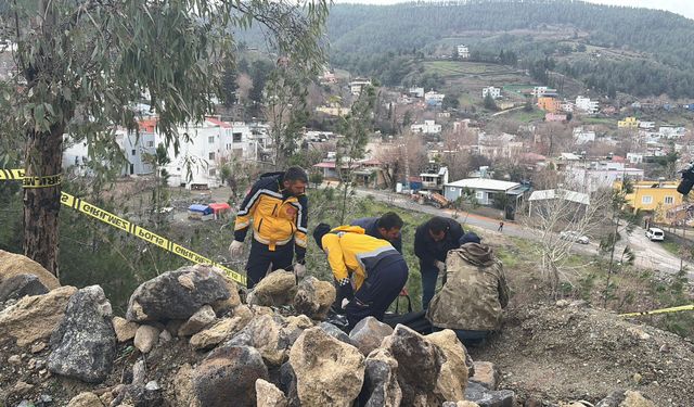 Eski eşini öldürüp intihar etti