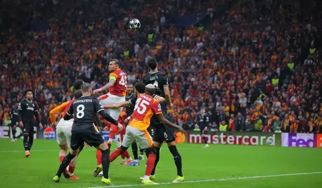 UEFA Şampiyonlar Ligi'nde son 16 play-off turu ilk maçları tamamlandı