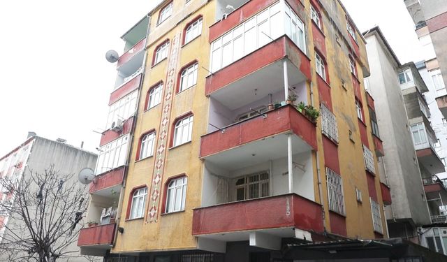 Silahla başından vurulmuştu; 16 yaşındaki kızının öldürdüğü ortaya çıktı