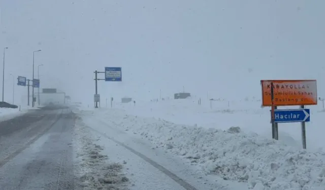 Kayseri-Erciyes kara yolu trafiğe kapatıldı