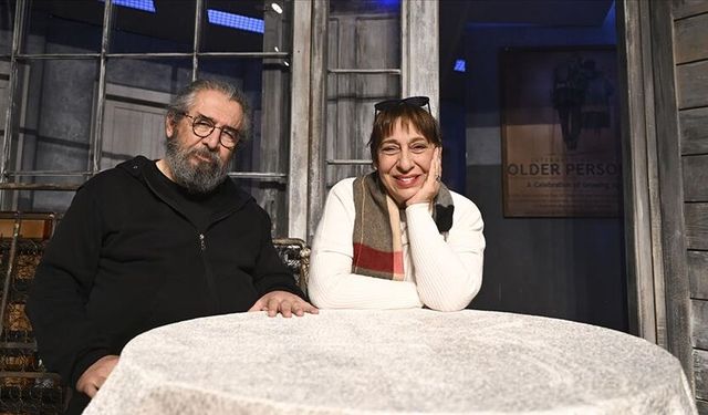 Tiyatroda dev buluşma! Melek Baykal ve Mehmet Atay aynı sahnede