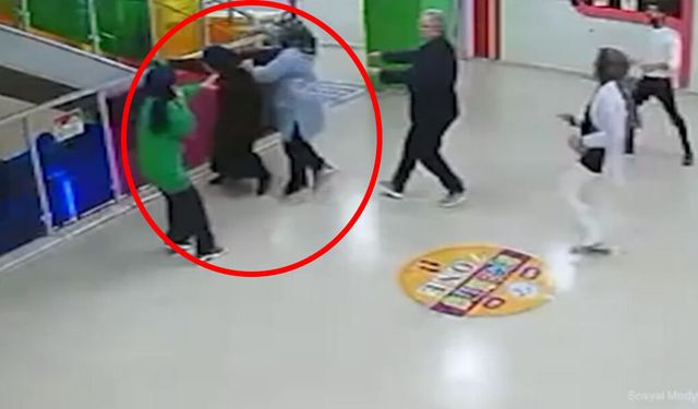 Çocuklar kavga etti; veli öğretmene saldırdı!