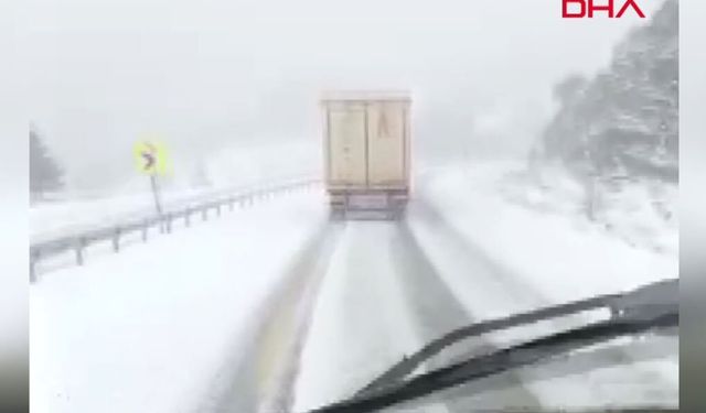 Gidenler-gelenler dikkat! Antalya- Konya yolunda kar yağışı