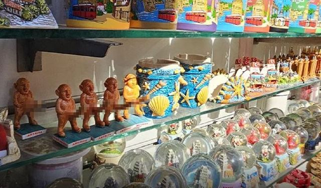 Turistik bölgede dikkat çeken tartışma: Bereket Tanrısı müstehcen mi?