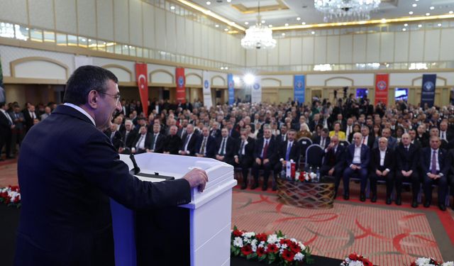 Cumhurbaşkanı Yardımcısı Yılmaz: 'En düşük memur maaşını yüzde 300 artırdık!'