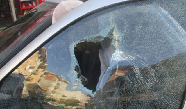 Trafikte tartıştığı kişinin aracının camını yumruklayan saldırgana rekor ceza!