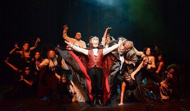 Dünya Tiyatro Günü'nde 19 ilde oyunlar ücretsiz!