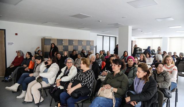 Çankaya Belediyesi’nden kadın hakları ve sağlığı seminerleri