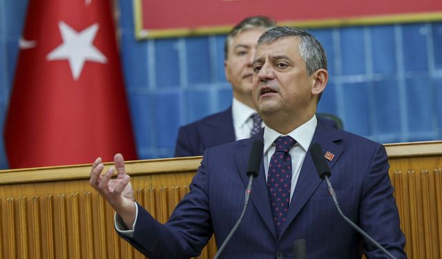 Özel'den Akın Gürlek'e 'mal varlığı' yanıtı: Milletin karşısına geçip hesapları açalım