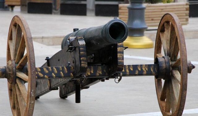 Ramazan topu yüzünde patladı