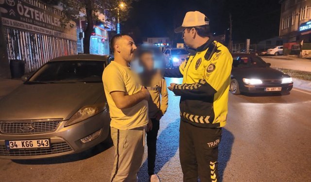 13 yaşındaki çocuk trafikte yakalandı; araç sahibine 40 bin lira ceza kesildi