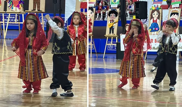 23 Nisan kutlamasında gülümseten anlar: Hem ağladı hem oynadı