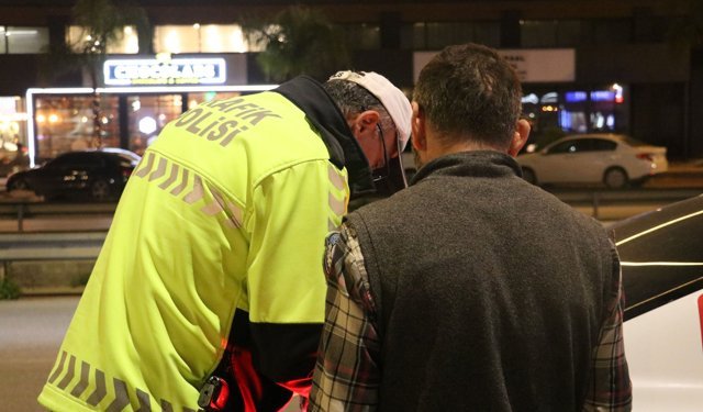 5'inci kez alkollü yakalandı, ehliyetine 2041'e kadar el konuldu!