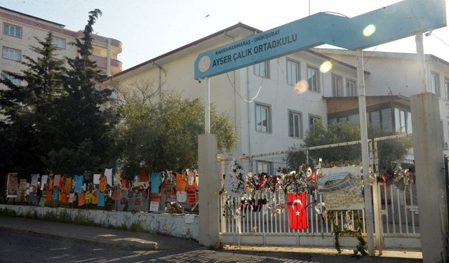 9 kişinin hayatını kaybettiği Ayser Çalık Ortaokulu'nda sessiz 23 Nisan