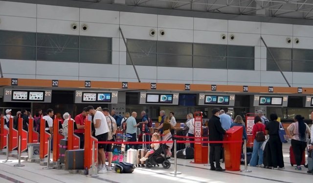 Antalya Havalimanının yıllık yolcu kapasitesi 35 milyondan 82 milyona yükseldi