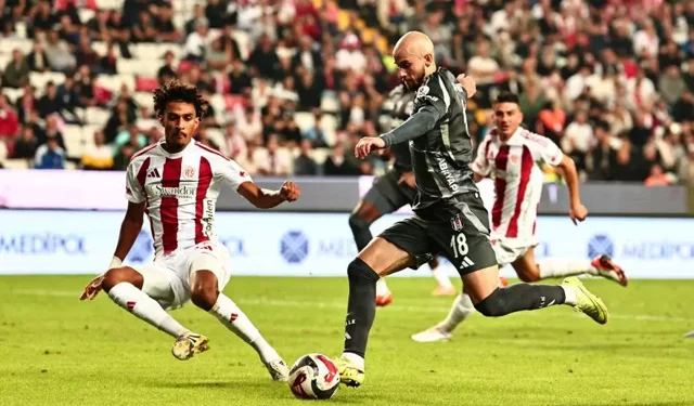 Beşiktaş-Antalyaspor maçının muhtemel 11'leri belli oldu